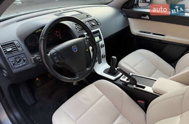 Универсал Volvo V50 2012 в 