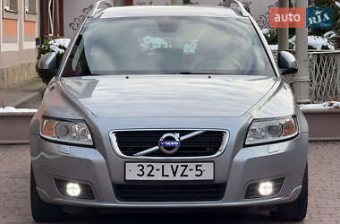 Универсал Volvo V50 2012 в 