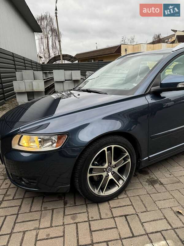 Универсал Volvo V50 2011 в Черкассах