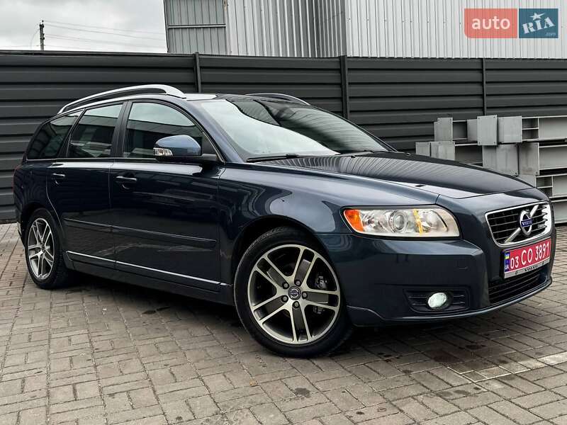 Универсал Volvo V50 2011 в Черкассах