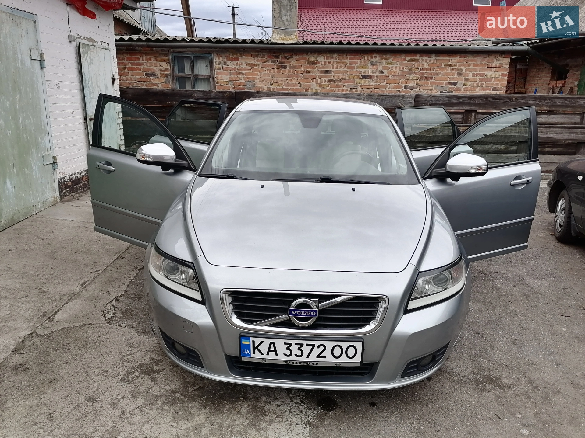 2011 Volvo V50 - мініатюра 2