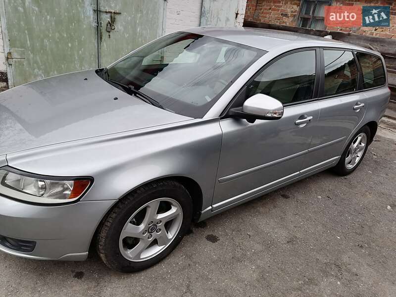 Універсал Volvo V50 2011 в Білій Церкві