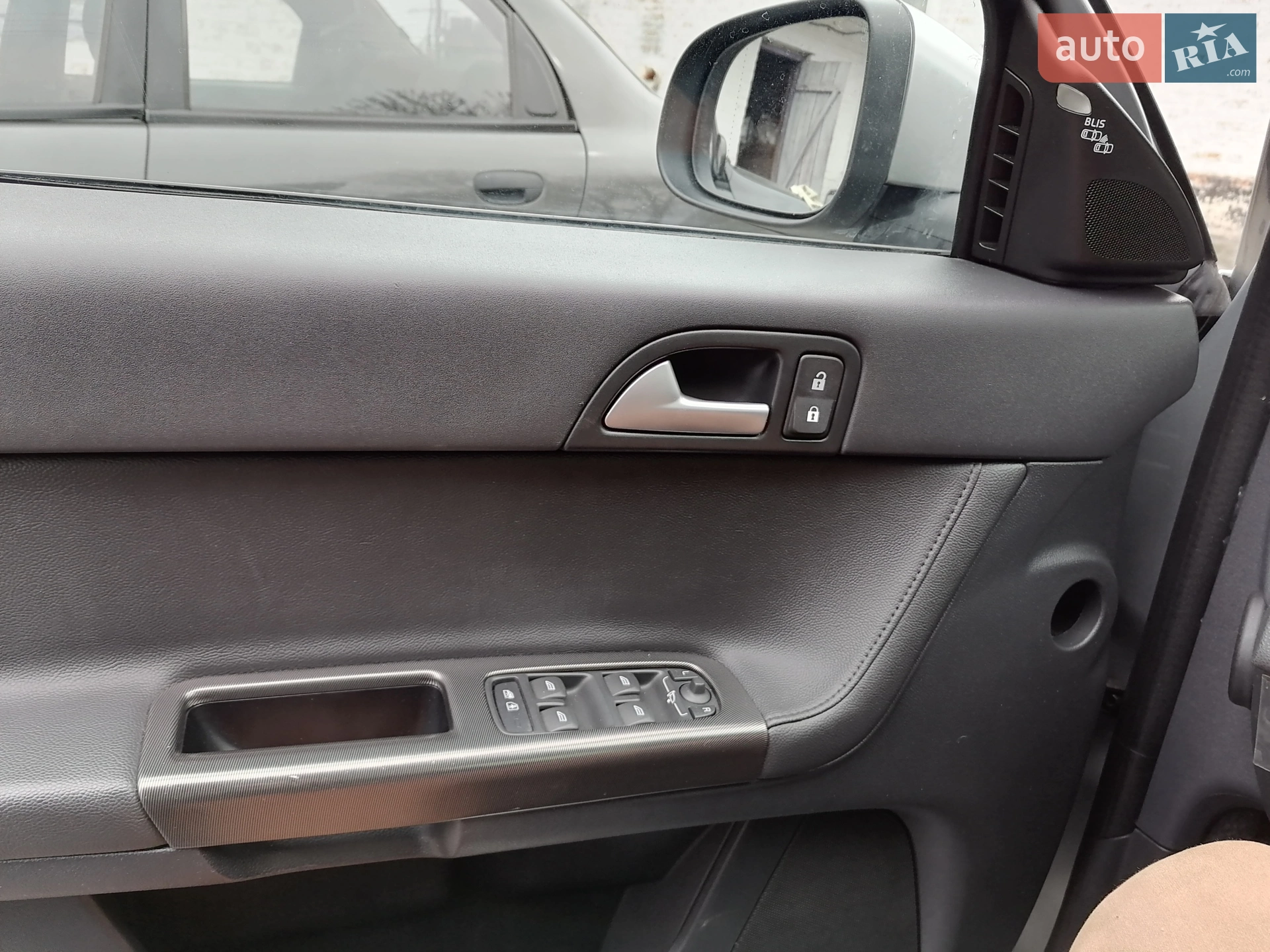 2011 Volvo V50 - мініатюра 45