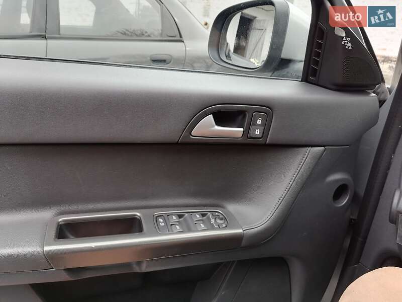 Універсал Volvo V50 2011 в Білій Церкві