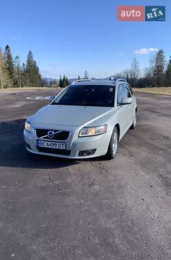 Универсал Volvo V50 2012 в 