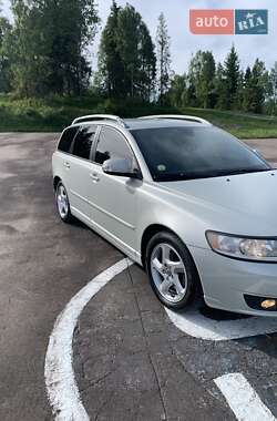 Универсал Volvo V50 2012 в 
