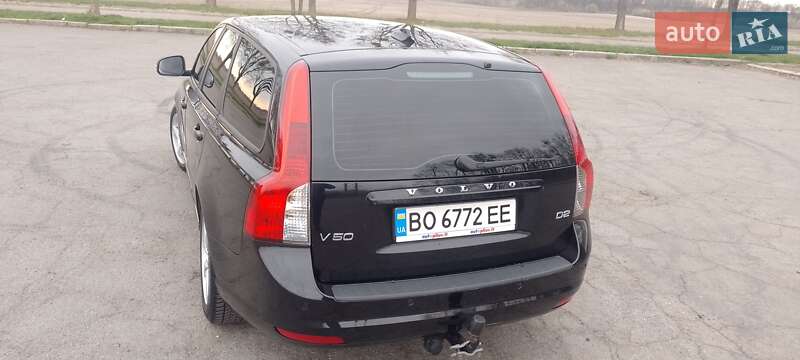 Универсал Volvo V50 2010 в Владимире