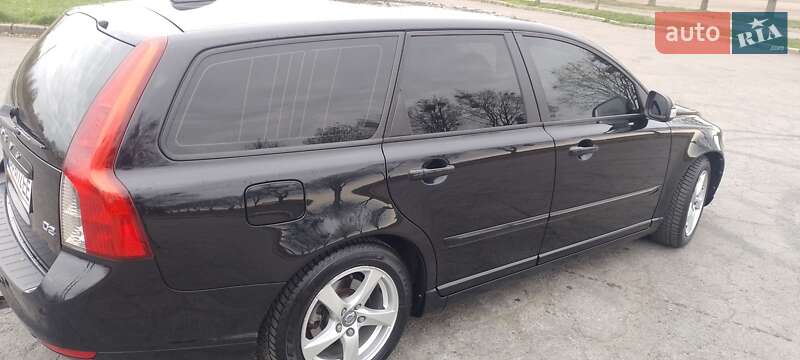 Универсал Volvo V50 2010 в Владимире