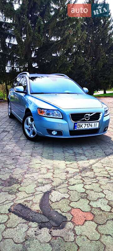 Универсал Volvo V50 2012 в Дубно