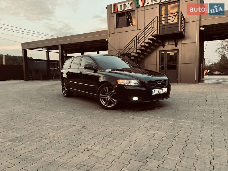 Volvo V50 2010