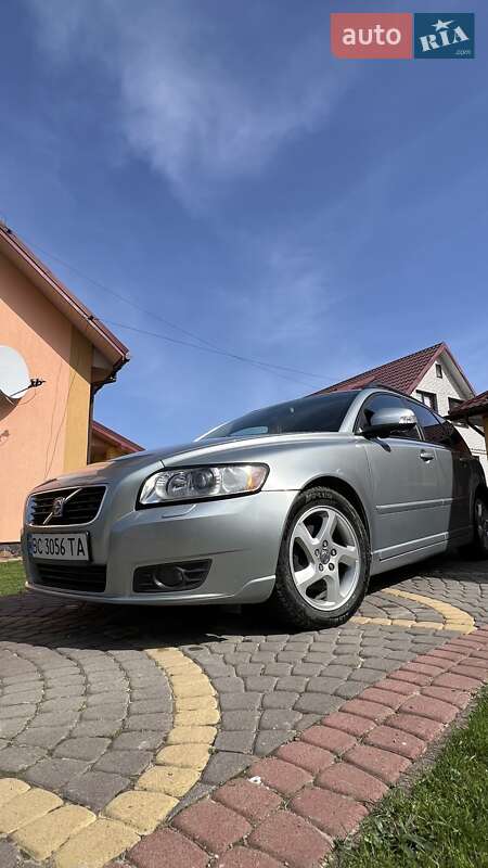 Универсал Volvo V50 2009 в Львове