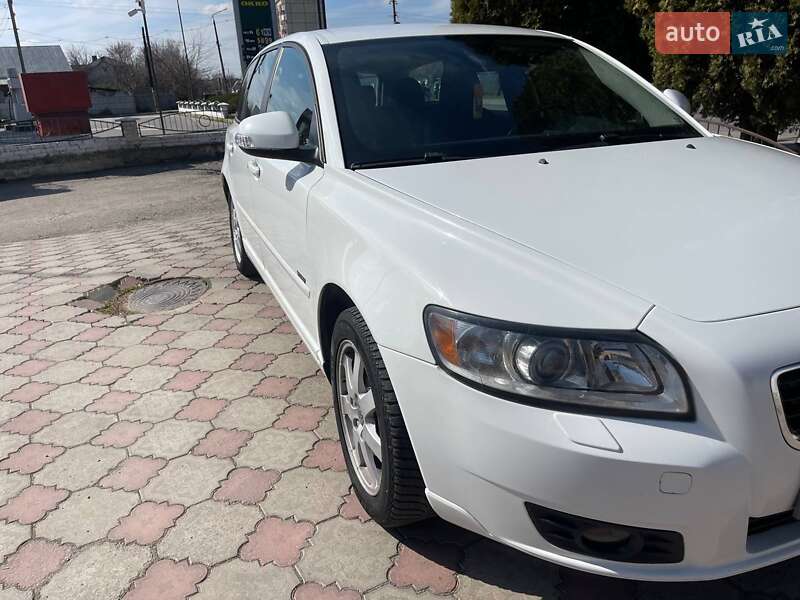 Універсал Volvo V50 2009 в Рівному