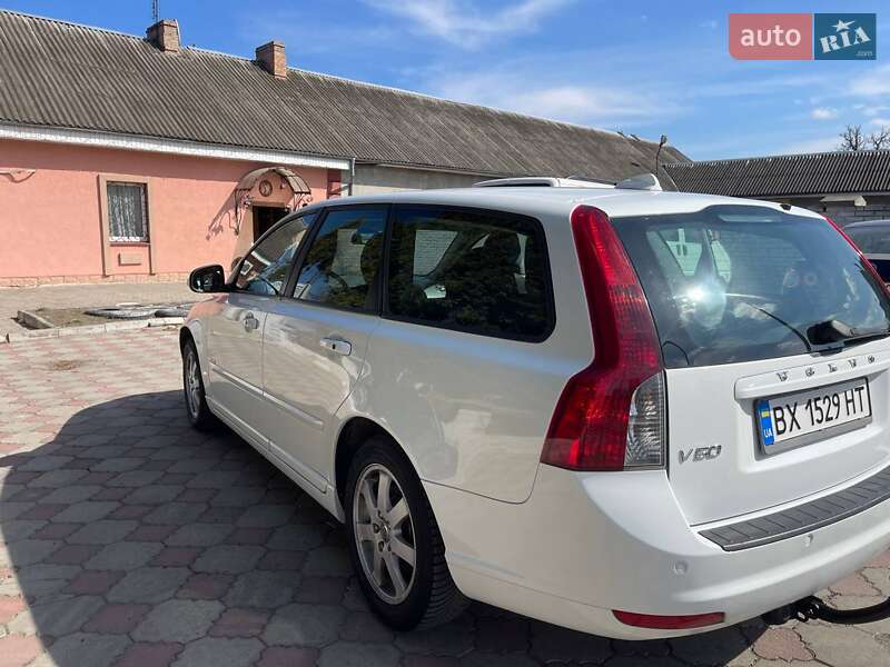 Універсал Volvo V50 2009 в Рівному