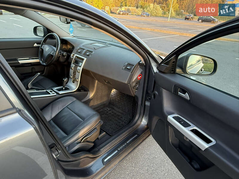 Універсал Volvo V50 2012 в Ірпені
