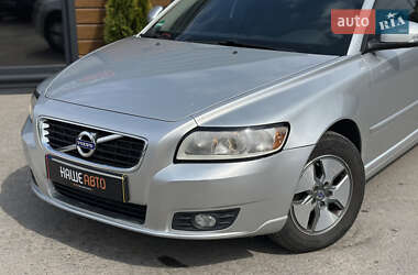 Универсал Volvo V50 2012 в 