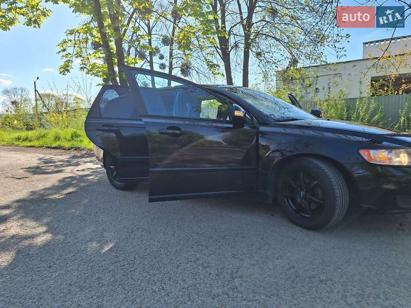 Универсал Volvo V50 2010 в Стрые