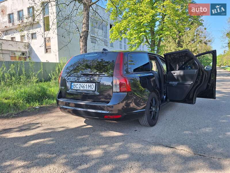 Универсал Volvo V50 2010 в Стрые