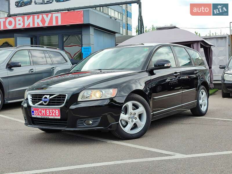 Volvo V50 2010