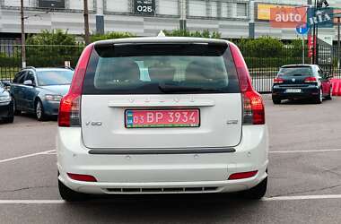 Универсал Volvo V50 2010 в 