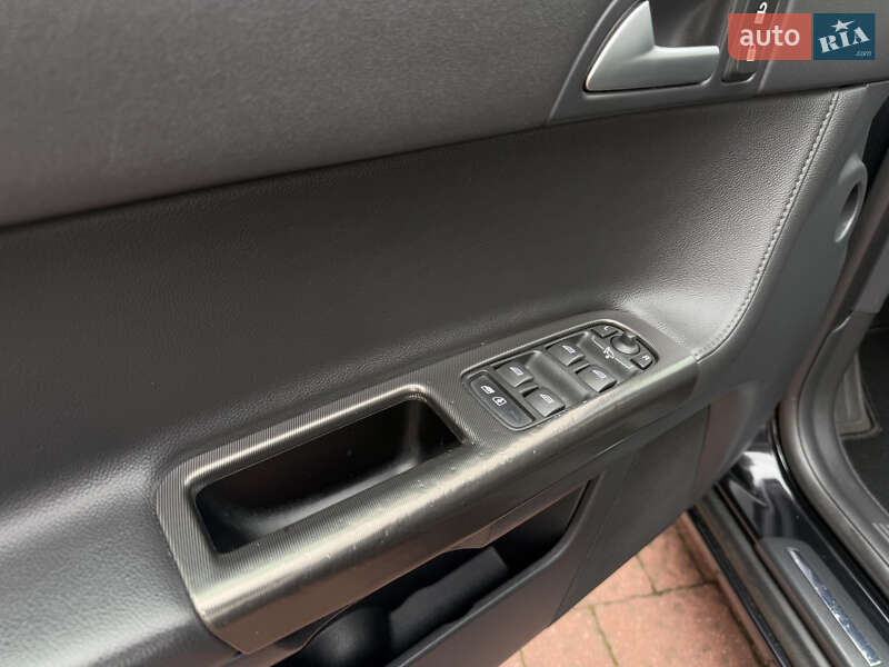 Універсал Volvo V50 2012 в Стрию