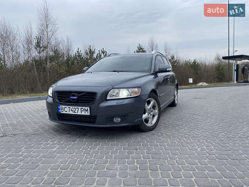 Універсал Volvo V50 2012 в Миколаєві