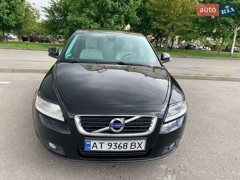 Універсал Volvo V50 2011 в Івано-Франківську