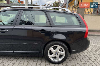 Универсал Volvo V50 2012 в 