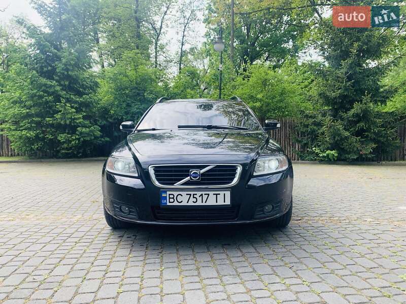 Універсал Volvo V50 2009 в Львові