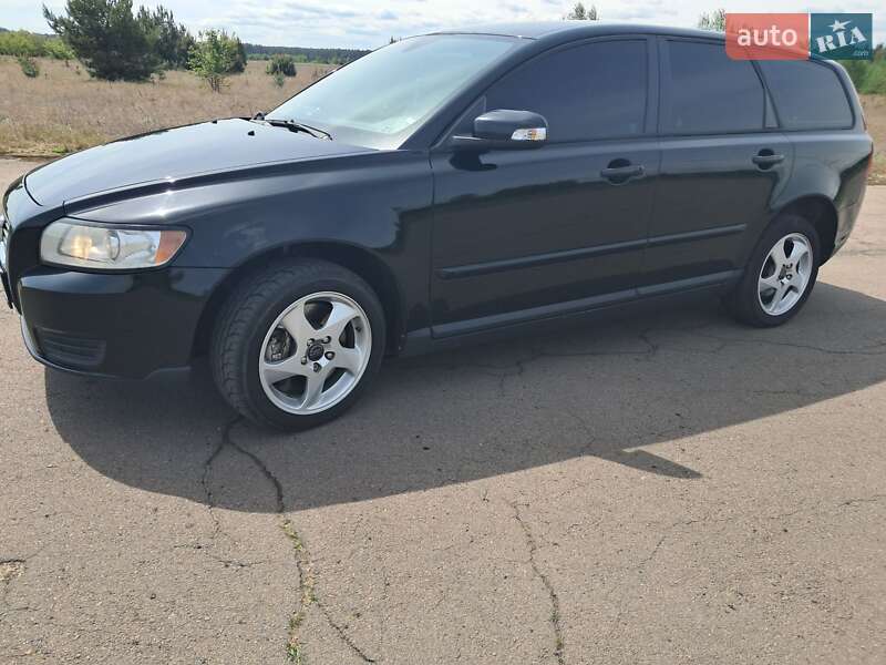 Универсал Volvo V50 2008 в Любешове