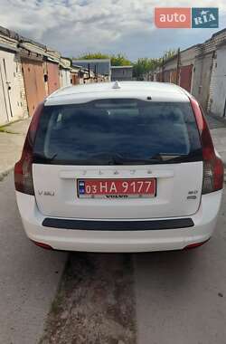 Универсал Volvo V50 2010 в 