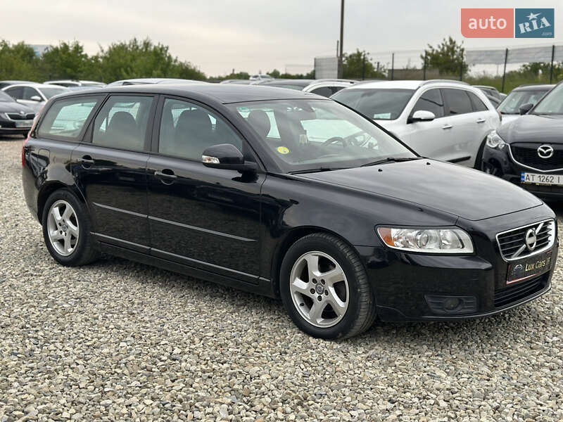 Volvo V50 2011