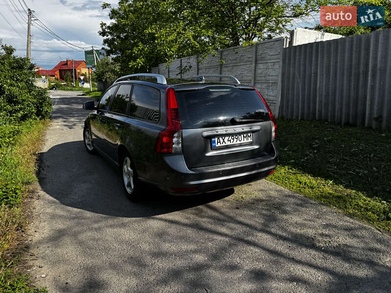 Универсал Volvo V50 2012 в Полтаве фото 6 Универсал Volvo V50 2012 в Полтаве