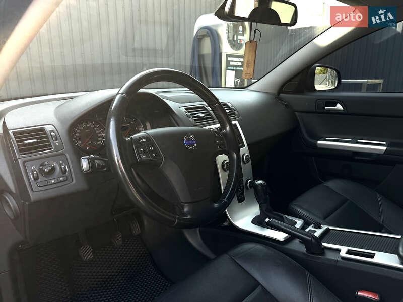 Универсал Volvo V50 2012 в Полтаве фото 15 Универсал Volvo V50 2012 в Полтаве