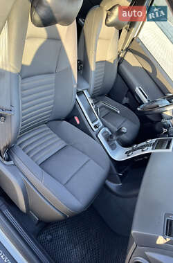 Универсал Volvo V50 2012 в 