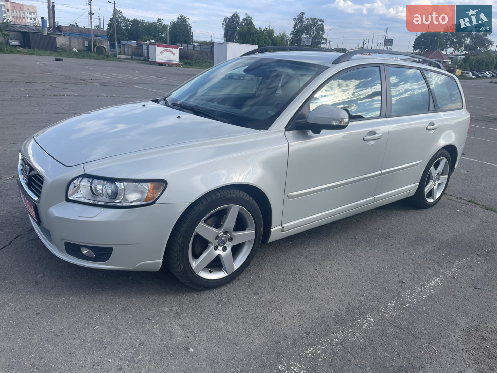 2011 Volvo V50 - мініатюра 8