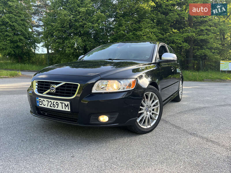 Универсал Volvo V50 2009 в 