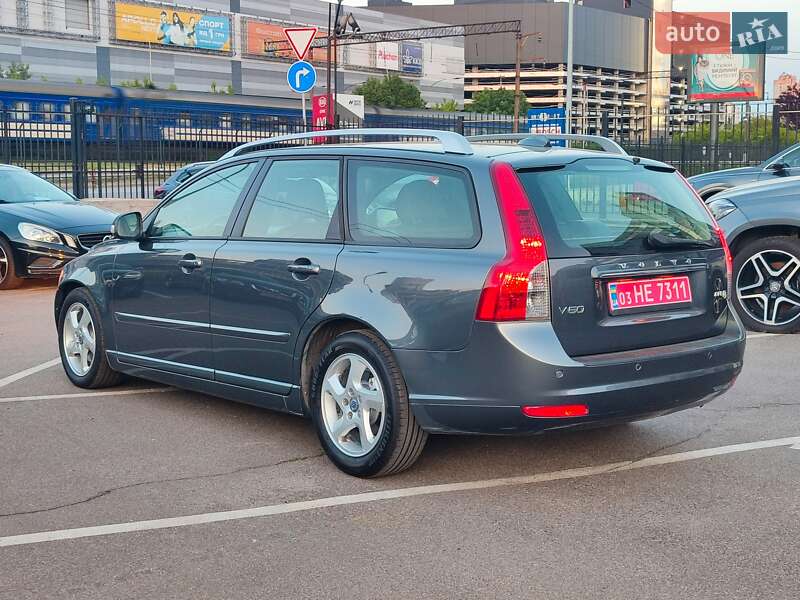 Универсал Volvo V50 2011 в Киеве фото 7 Универсал Volvo V50 2011 в Киеве