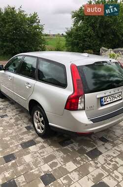 Универсал Volvo V50 2010 в 