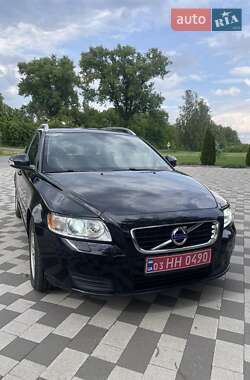 Универсал Volvo V50 2012 в 