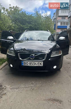 Универсал Volvo V50 2011 в Тернополе