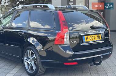 Универсал Volvo V50 2012 в 