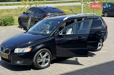 Универсал Volvo V50 2012 в 