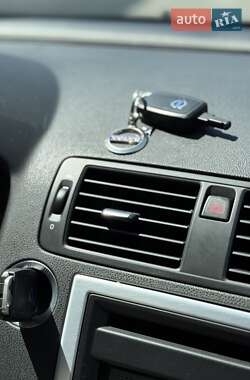 Универсал Volvo V50 2012 в 