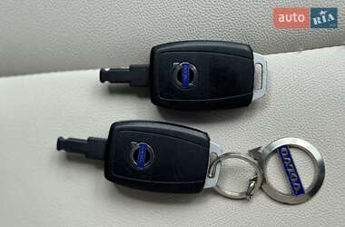 Универсал Volvo V50 2012 в 