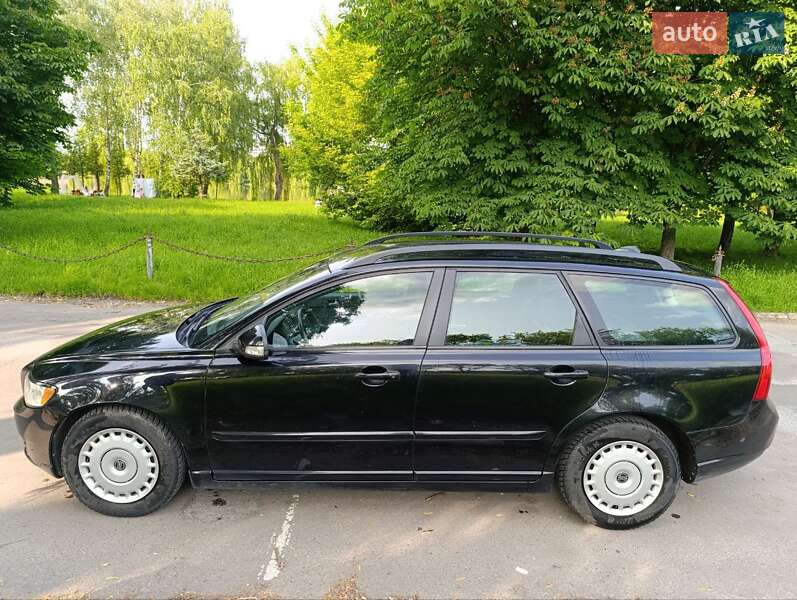 Универсал Volvo V50 2010 в Ровно фото 4 Универсал Volvo V50 2010 в Ровно