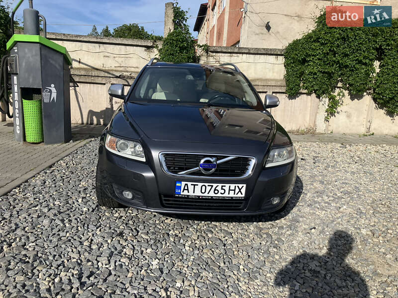 Універсал Volvo V50 2012 в Калуші