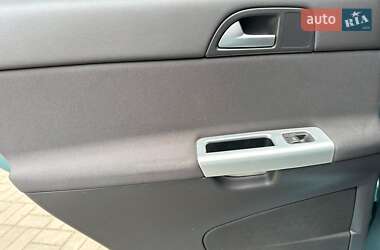 Универсал Volvo V50 2010 в 
