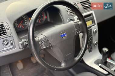 Универсал Volvo V50 2010 в 