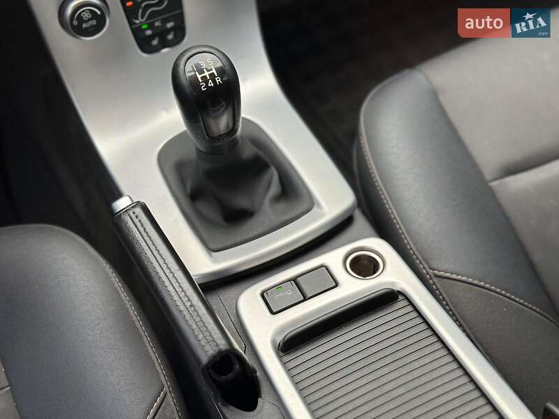 Универсал Volvo V50 2010 в Одессе