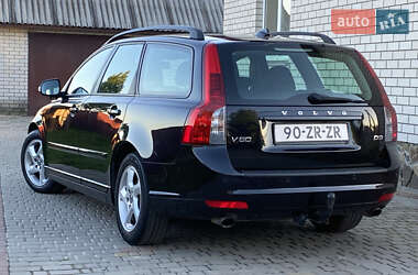 Универсал Volvo V50 2010 в 